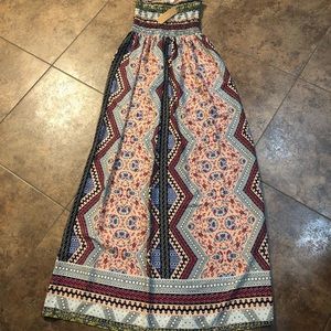 Francesca’s‎ Maxi Dress Size M NWT!